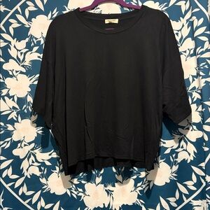 Heart & Hips Classic Black Short Sleeve Tee